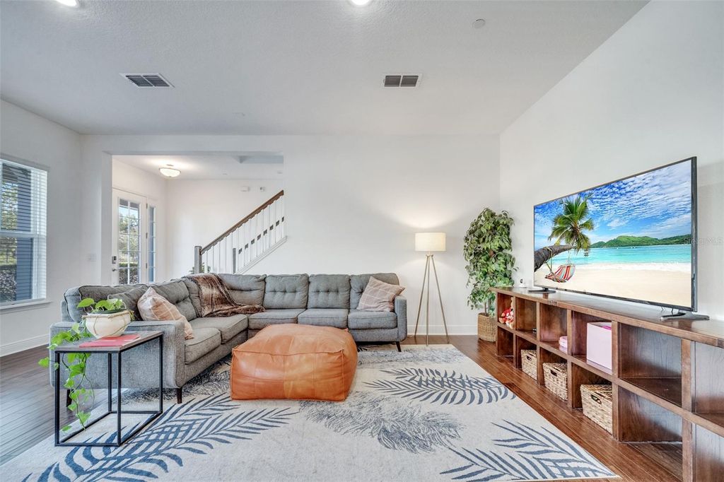 Image 13 of property listing at 13618 BRIAND AVENUE, Orlando, FL 32827