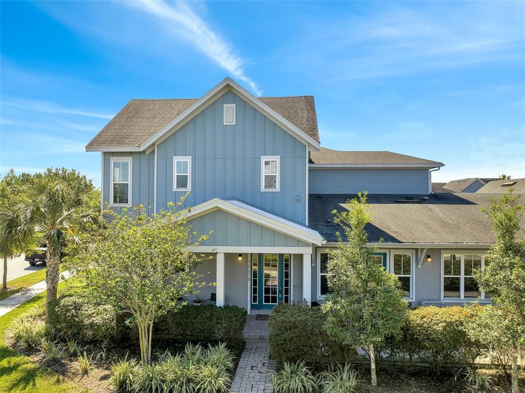 Image 3 of property listing at 13618 BRIAND AVENUE, Orlando, FL 32827