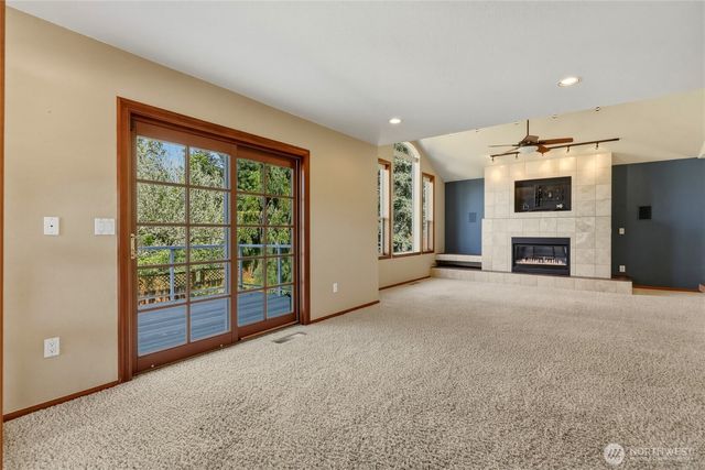 4295 Bush Mountain Drive SW, Tumwater, WA 98512