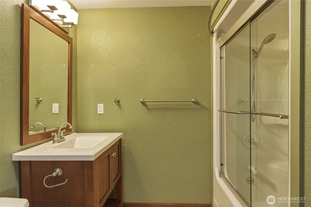 4295 Bush Mountain Drive SW, Tumwater, WA 98512