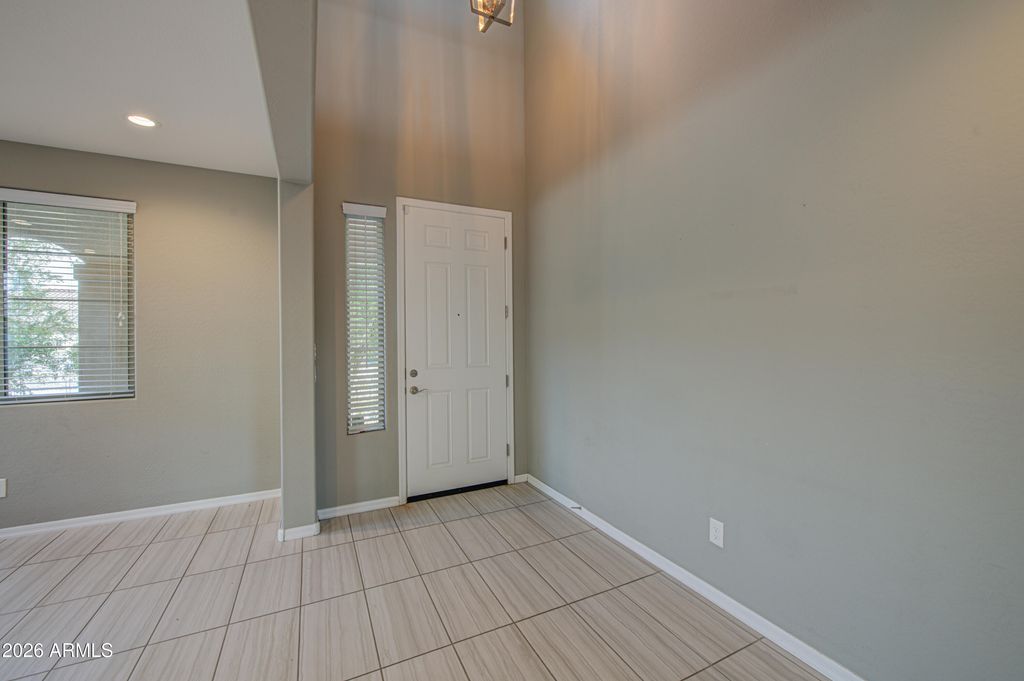 19040 W BECKER Lane, Surprise, AZ 85388 — photo 3