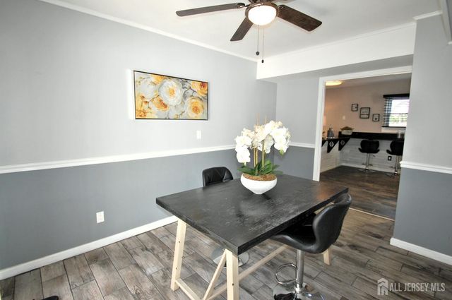 18 Pinetree Drive, Parlin, NJ 08859