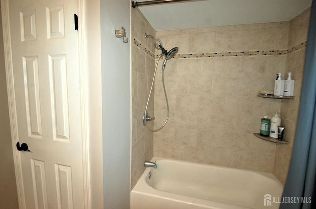 18 Pinetree Drive, Parlin, NJ 08859