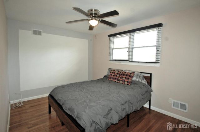 18 Pinetree Drive, Parlin, NJ 08859