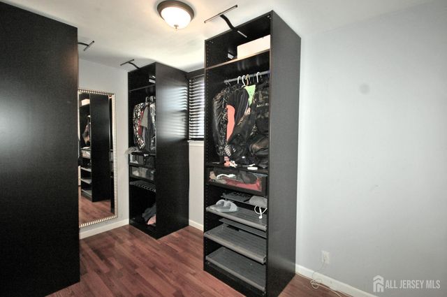 18 Pinetree Drive, Parlin, NJ 08859