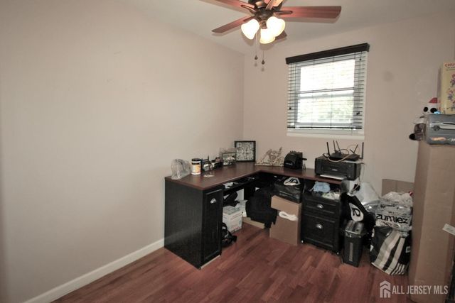 18 Pinetree Drive, Parlin, NJ 08859