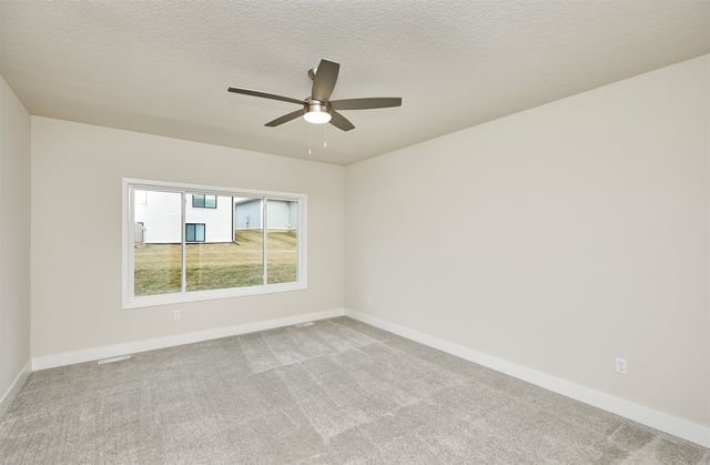 9479 Emilia Lane, West Des Moines, IA 50266