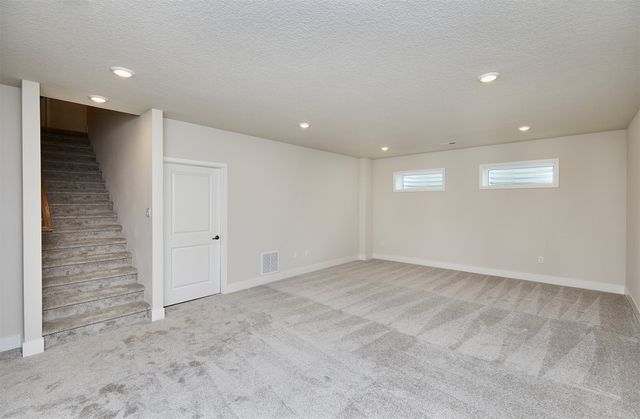 9479 Emilia Lane, West Des Moines, IA 50266