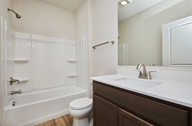 9479 Emilia Lane, West Des Moines, IA 50266