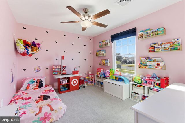 62 OLD BROOK RD, Levittown, PA 19057