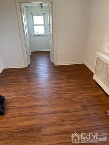 291 Grove Street, Woodbridge Proper, NJ 07095