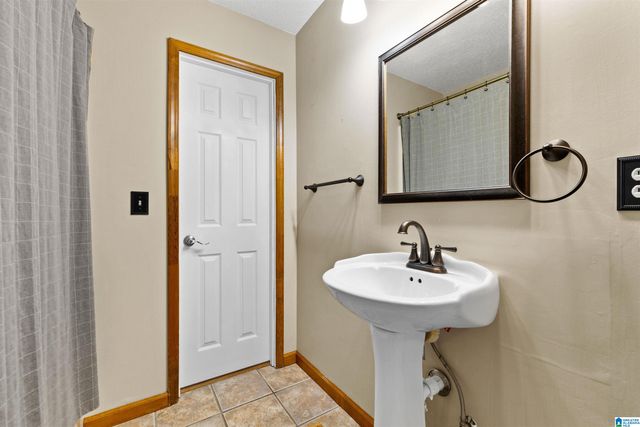 199 MONTCLAIR CIRCLE, Oxford, AL 36203