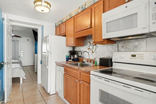 2406 N Ocean Blvd Unit 1204, Myrtle Beach, SC 29577