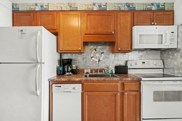 2406 N Ocean Blvd Unit 1204, Myrtle Beach, SC 29577
