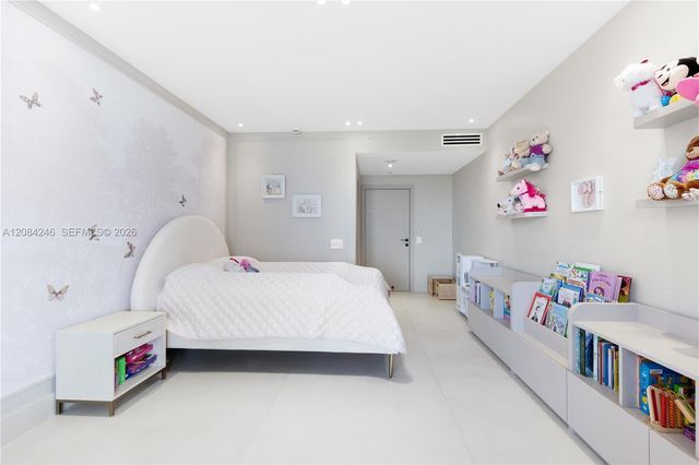 21050 Point Place 902, Aventura, FL 33180