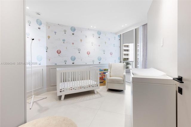 21050 Point Place 902, Aventura, FL 33180