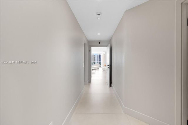 21050 Point Place 902, Aventura, FL 33180