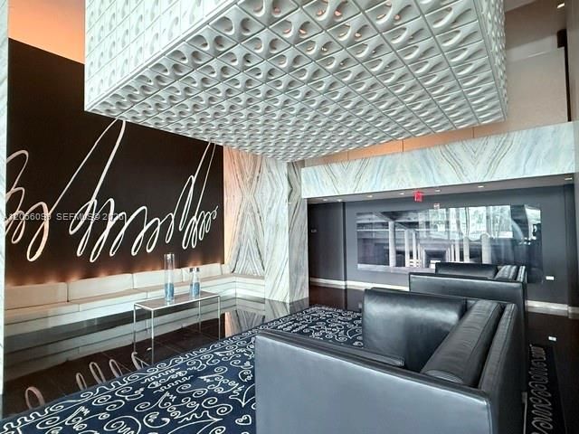 335 S Biscayne Boulevard 3408, Miami, FL 33131
