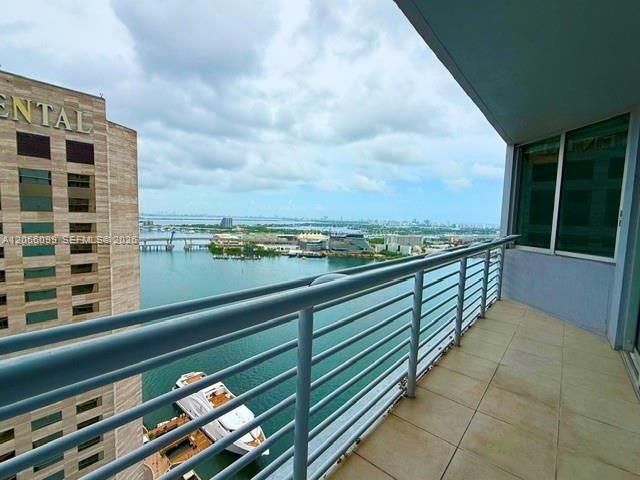 335 S Biscayne Boulevard 3408, Miami, FL 33131