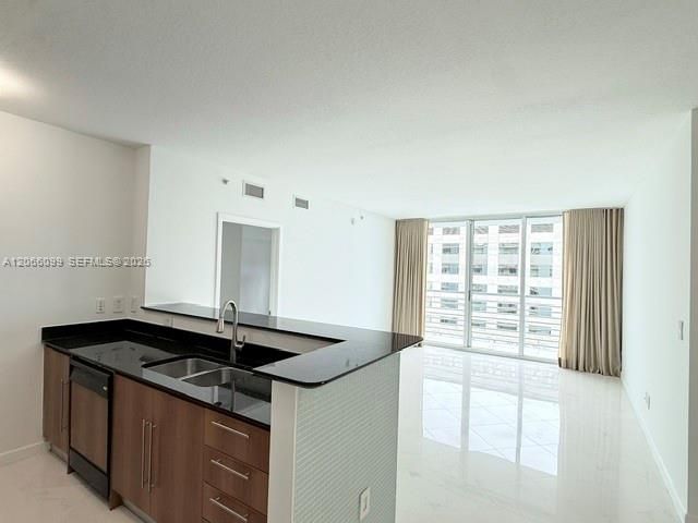 335 S Biscayne Boulevard 3408, Miami, FL 33131