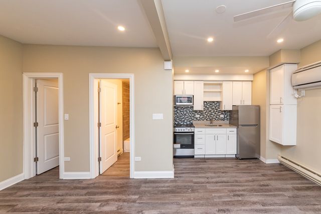 1511 W Albion Avenue G, Chicago, IL 60626