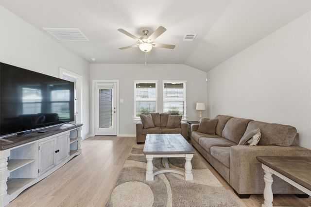 6745 Chinapkin Oak Lane, Conroe, TX 77304