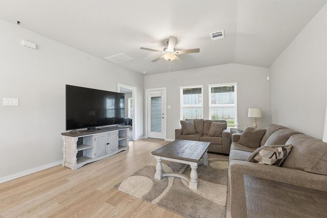 6745 Chinapkin Oak Lane, Conroe, TX 77304