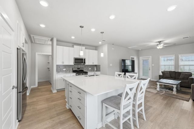 6745 Chinapkin Oak Lane, Conroe, TX 77304