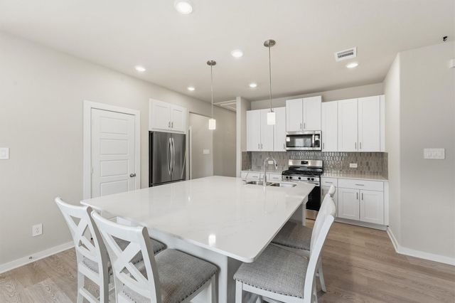 6745 Chinapkin Oak Lane, Conroe, TX 77304
