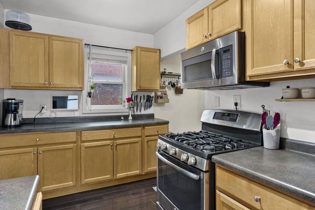 9 N Grand Avenue, Deerfield, WI 53531