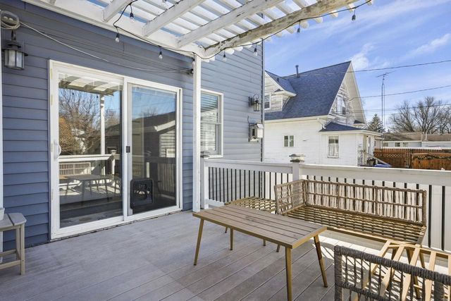 9 N Grand Avenue, Deerfield, WI 53531