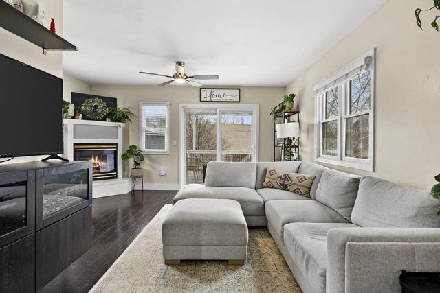 9 N Grand Avenue, Deerfield, WI 53531