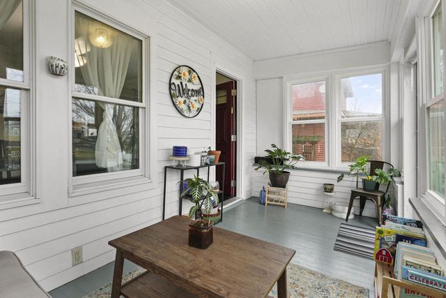 9 N Grand Avenue, Deerfield, WI 53531