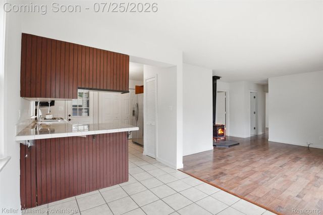 22796 Watt Drive, Farmington Hills, MI 48336