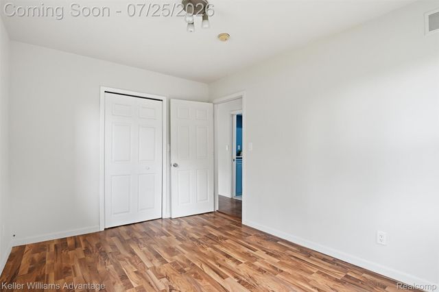 22796 Watt Drive, Farmington Hills, MI 48336