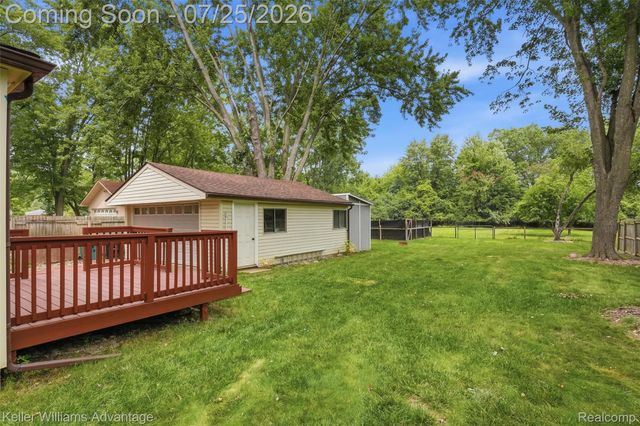 22796 Watt Drive, Farmington Hills, MI 48336