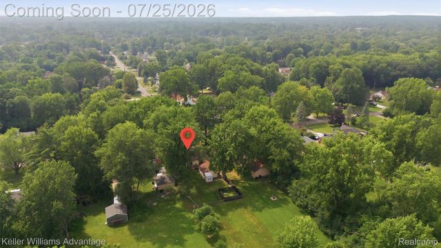 22796 Watt Drive, Farmington Hills, MI 48336