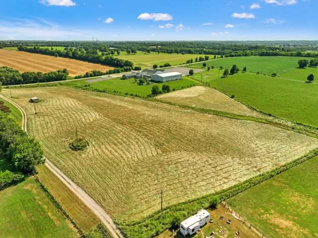 1180 Faulkner Lane, Danville, KY 40422