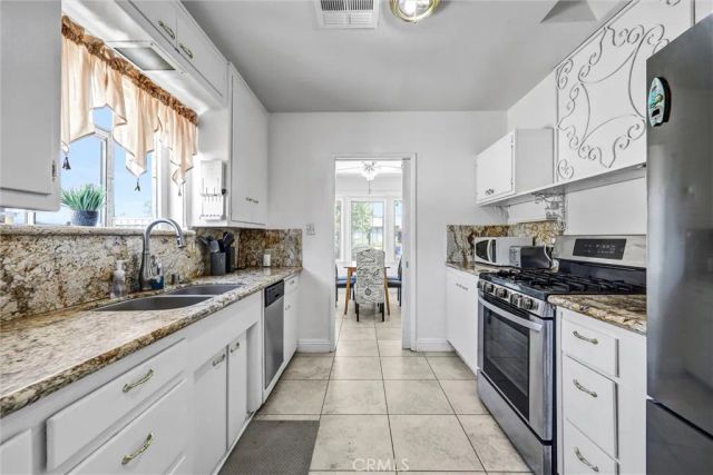 2451 Graydon Avenue, Monrovia, CA 91016