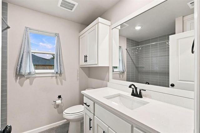 9508 Megans Way, Mcloud, OK 74851