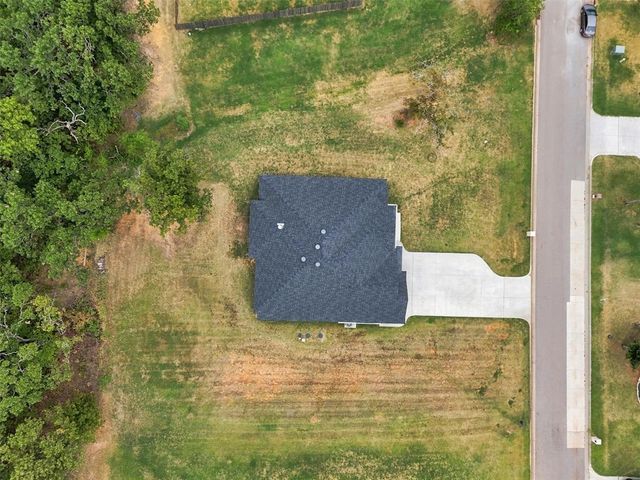 9508 Megans Way, Mcloud, OK 74851
