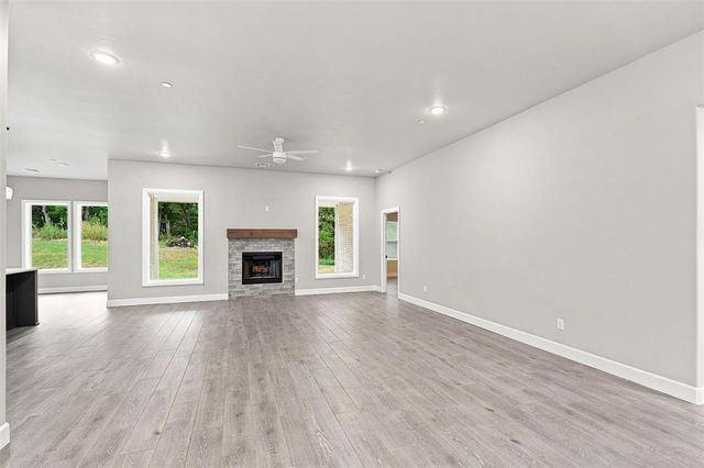 9508 Megans Way, Mcloud, OK 74851