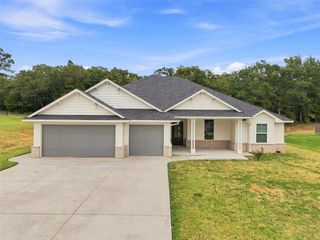 9508 Megans Way, Mcloud, OK 74851