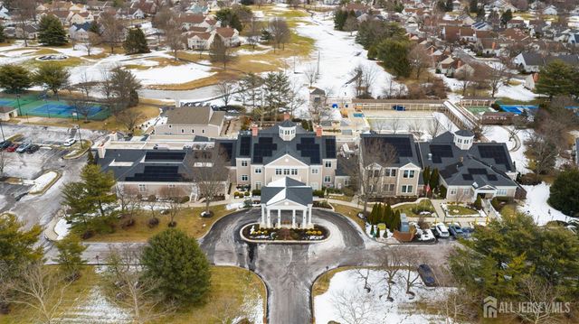 4 Wellington Place, Monroe, NJ 08831