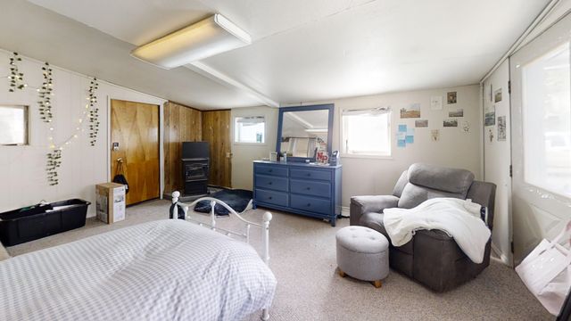 832 KEELING ROAD, North Pole, AK 99705