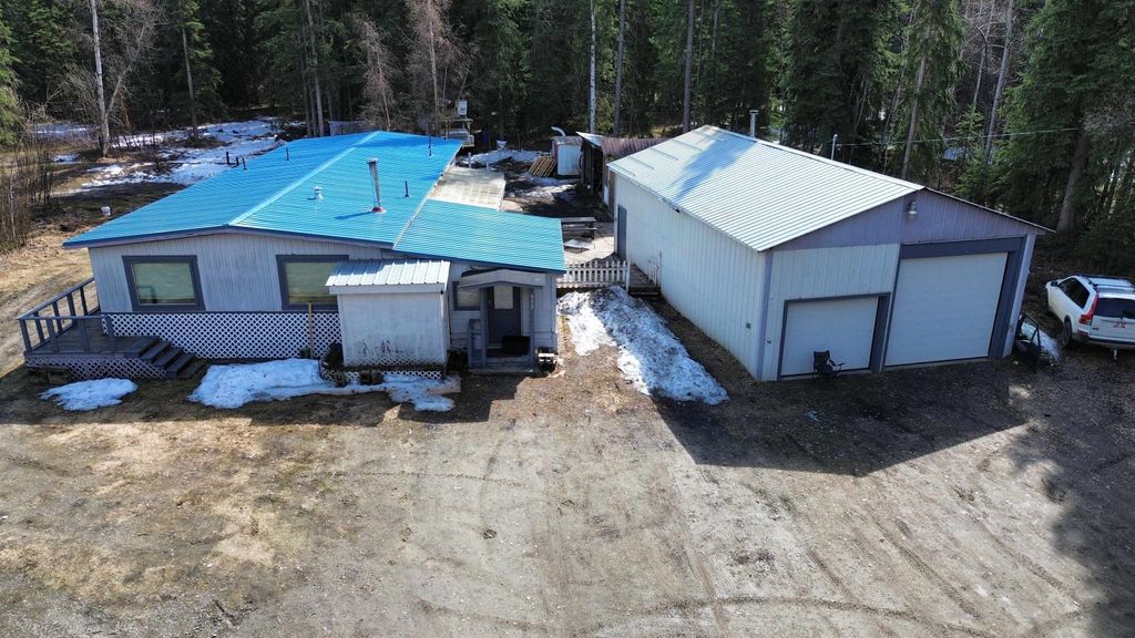 832 KEELING ROAD, North Pole, AK 99705