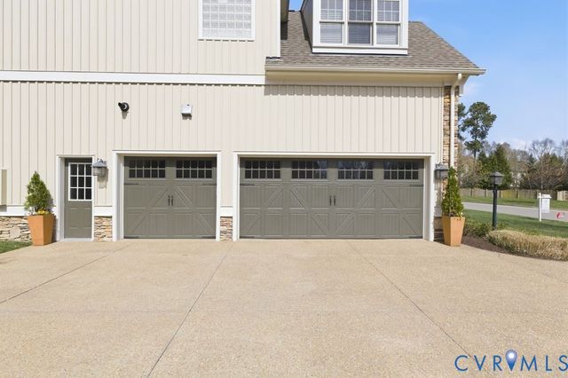 5025 Westcott Ridge Dr, Glen Allen, VA 23059