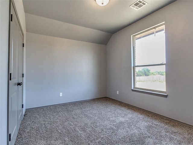 15957 Pecan Road, Mcloud, OK 74851