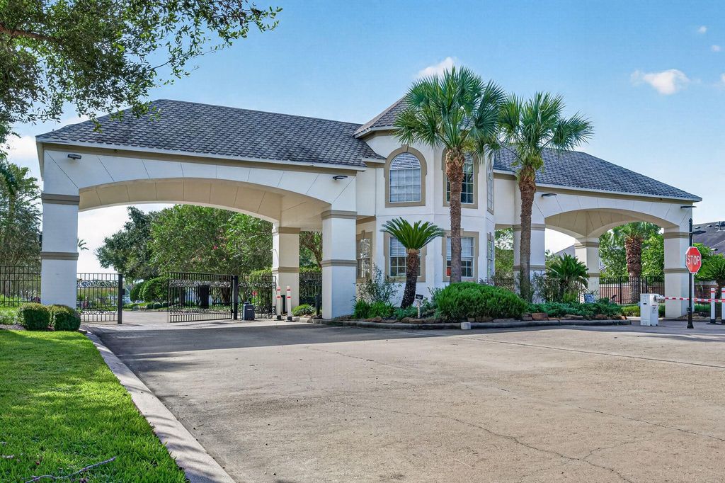 2227 Vinemead Court, Katy, TX 77450