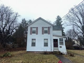 10 Ethan Ave, Westfield, MA 01085